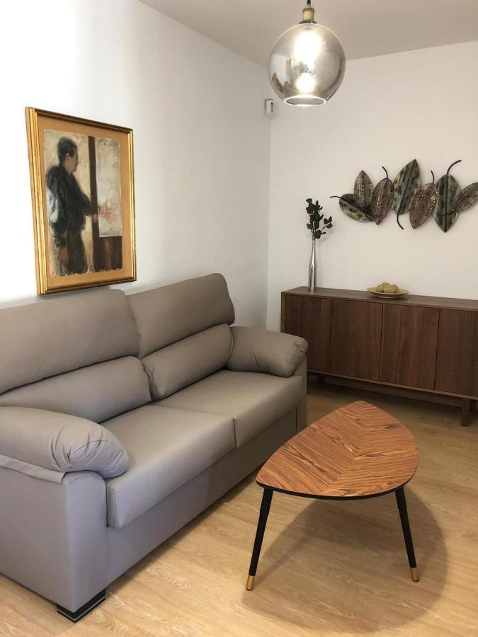 Apartamentos Iglesia De Santiago Jerez de la Frontera Bagian luar foto